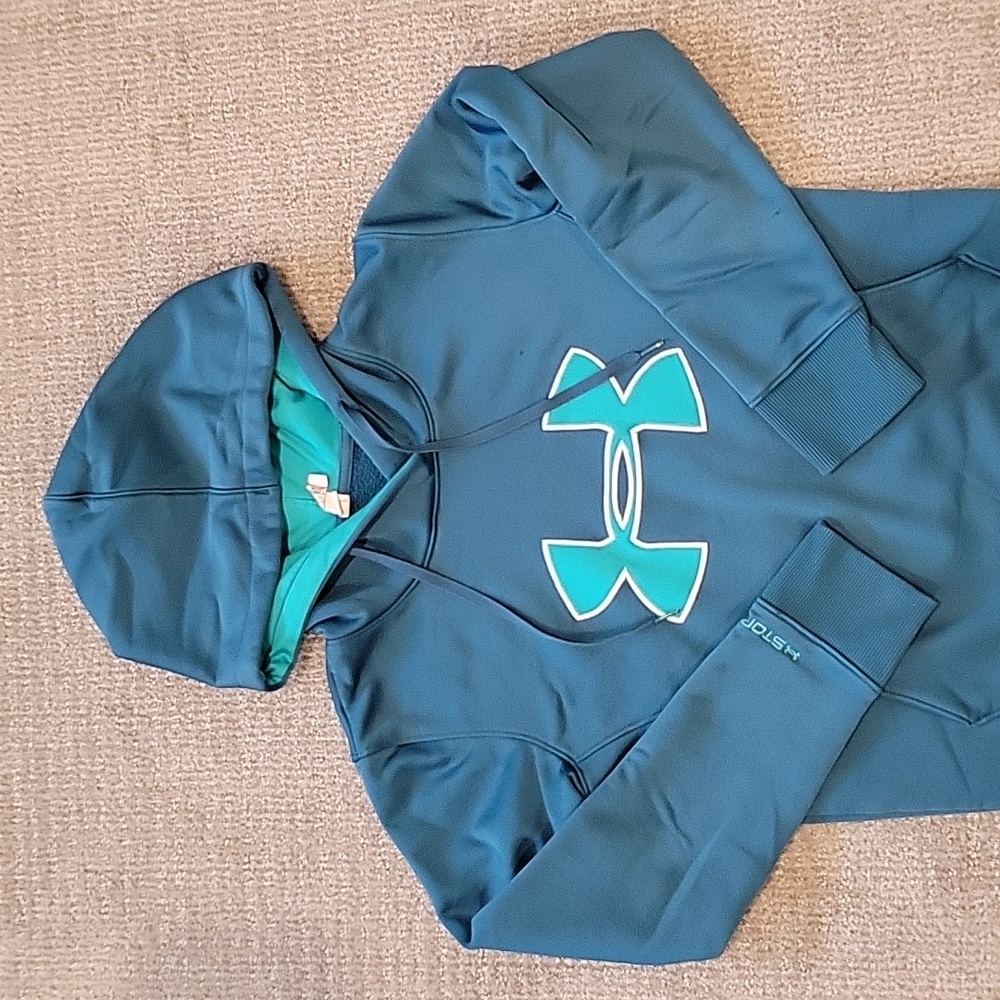 Under Armour hoodie